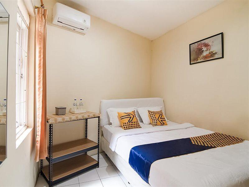 מלון Kost Carmelia Syariah Baranangsiang בוגור מראה חיצוני תמונה