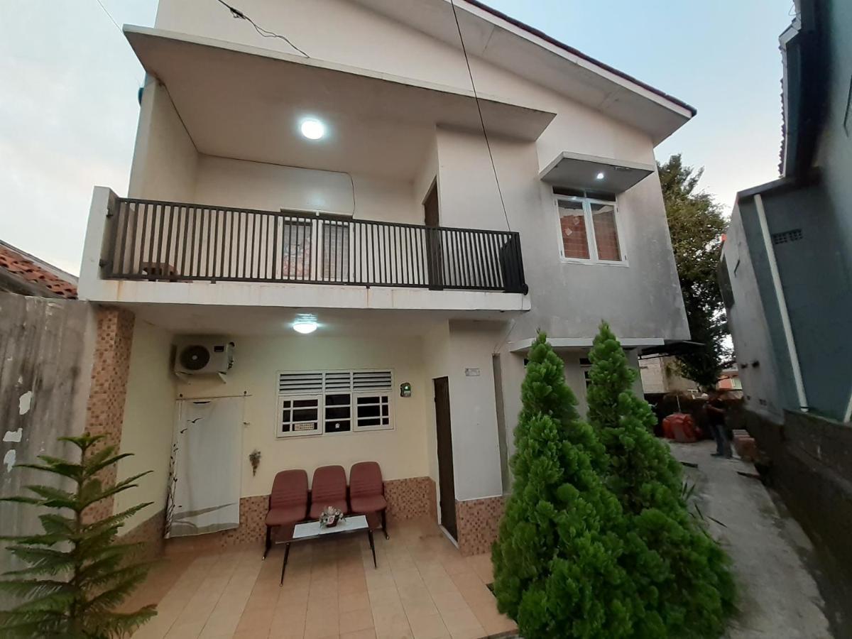 מלון Kost Carmelia Syariah Baranangsiang בוגור מראה חיצוני תמונה