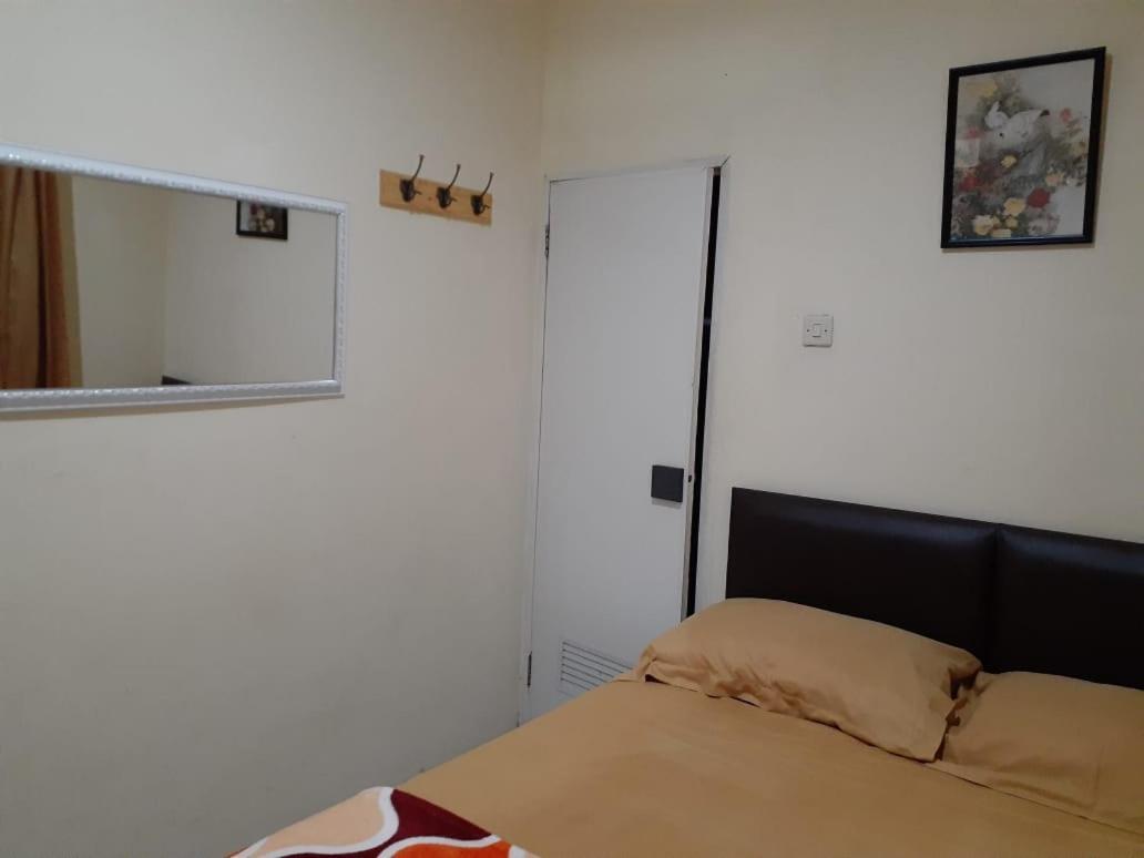 מלון Kost Carmelia Syariah Baranangsiang בוגור מראה חיצוני תמונה