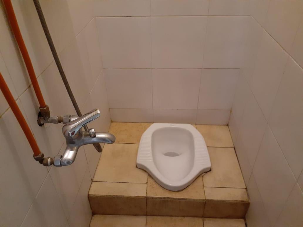 מלון Kost Carmelia Syariah Baranangsiang בוגור חדר תמונה
